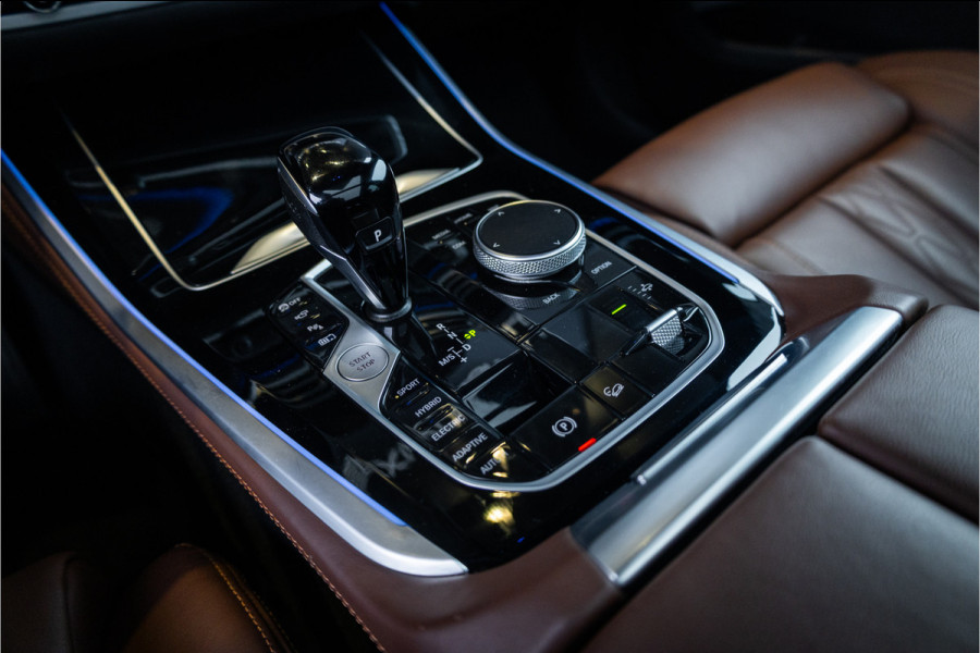 BMW X5 xDrive45e Executive - Panorama | Luchtvering | Memory | 360 Camera | M Sport Interieur