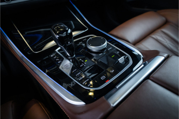 BMW X5 xDrive45e Executive - Panorama | Luchtvering | Memory | 360 Camera | M Sport Interieur