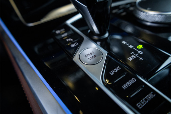 BMW X5 xDrive45e Executive - Panorama | Luchtvering | Memory | 360 Camera | M Sport Interieur