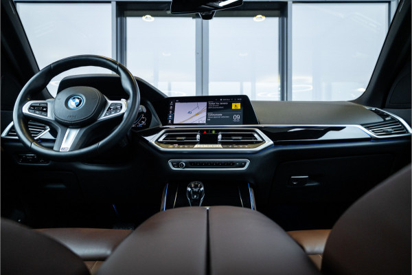 BMW X5 xDrive45e Executive - Panorama | Luchtvering | Memory | 360 Camera | M Sport Interieur