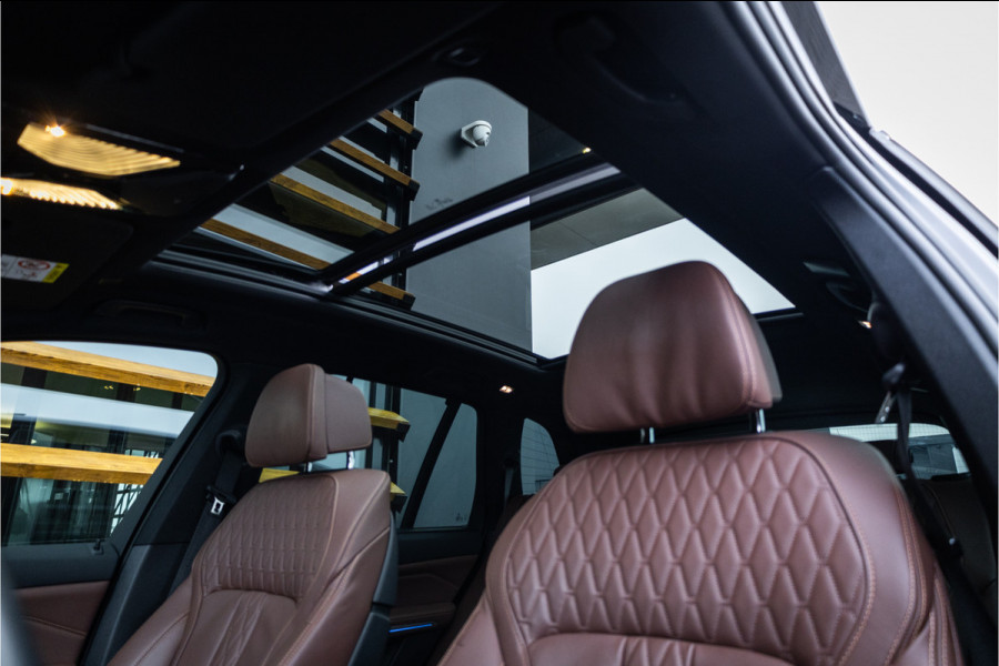 BMW X5 xDrive45e Executive - Panorama | Luchtvering | Memory | 360 Camera | M Sport Interieur