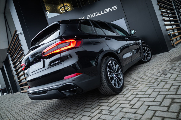 BMW X5 xDrive45e Executive - Panorama | Luchtvering | Memory | 360 Camera | M Sport Interieur