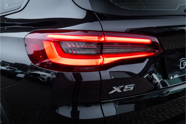 BMW X5 xDrive45e Executive - Panorama | Luchtvering | Memory | 360 Camera | M Sport Interieur