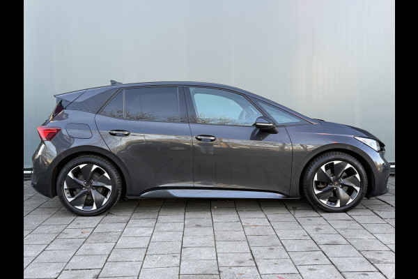 CUPRA Born BWJ 2022 | SOH 92,4% BUS Adrenaline 204PK 62 kWh | PANO DAK | CAMERA A | 19'' LMV | STOELVERW | NAVI | CLIMA | CARPLAY |