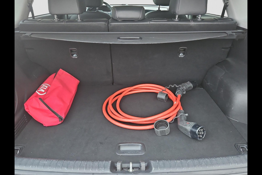 Kia e-Niro ExecutiveLine 64 kWh | Full Option | Leder | Stoelverwarming & Verkoeling | JBL | Memory Seats |