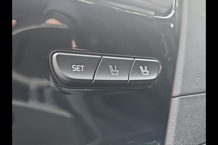 Kia e-Niro ExecutiveLine 64 kWh | Full Option | Leder | Stoelverwarming & Verkoeling | JBL | Memory Seats |