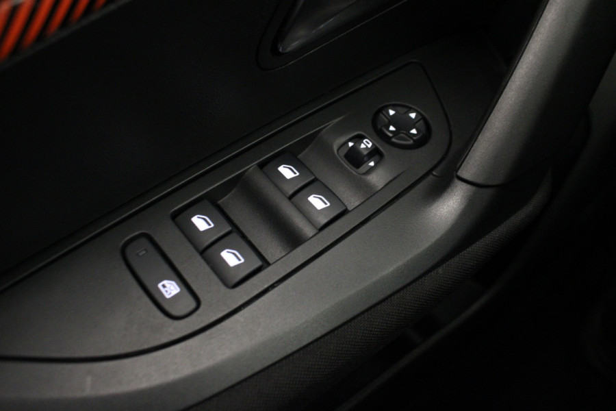 Peugeot 2008 1.2 PureTech Active |Navi|