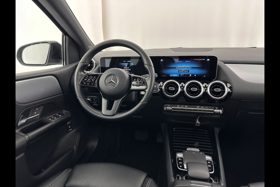 Mercedes-Benz B-Klasse 180d Launch Edition Premium Plus Aut. *PANO | LEATHER-FABRIC | FULL-LED | WIDESCREEN-DIGI-COCKPIT | CAMERA | COMFORT-SEATS | NAVI-FULLMAP | ECC | PDC | CRUISE | 17''ALU*