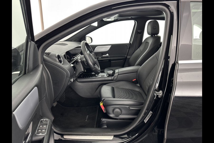 Mercedes-Benz B-Klasse 180d Launch Edition Premium Plus Aut. *PANO | LEATHER-FABRIC | FULL-LED | WIDESCREEN-DIGI-COCKPIT | CAMERA | COMFORT-SEATS | NAVI-FULLMAP | ECC | PDC | CRUISE | 17''ALU*