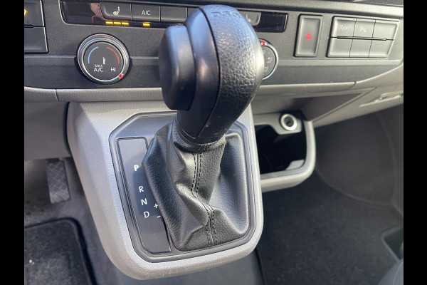 Volkswagen Transporter 2.0 TDI 150pk DSG automaat L2H1 28 / vaste prijs rijklaar € 24.950 ex btw / lease vanaf € 408 / airco / cruise / navi / euro 6 / bpm vrij / dubbele schuifdeur !