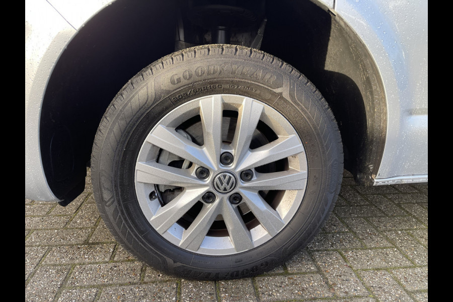 Volkswagen Transporter 2.0 TDI 150pk DSG automaat L2H1 28 / vaste prijs rijklaar € 24.950 ex btw / lease vanaf € 408 / airco / cruise / navi / euro 6 / bpm vrij / dubbele schuifdeur !