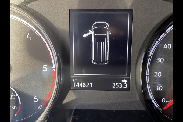 Volkswagen Transporter 2.0 TDI 150pk DSG automaat L2H1 28 / vaste prijs rijklaar € 24.950 ex btw / lease vanaf € 408 / airco / cruise / navi / euro 6 / bpm vrij / dubbele schuifdeur !