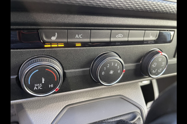 Volkswagen Transporter 2.0 TDI 150pk DSG automaat L2H1 28 / vaste prijs rijklaar € 24.950 ex btw / lease vanaf € 408 / airco / cruise / navi / euro 6 / bpm vrij / dubbele schuifdeur !