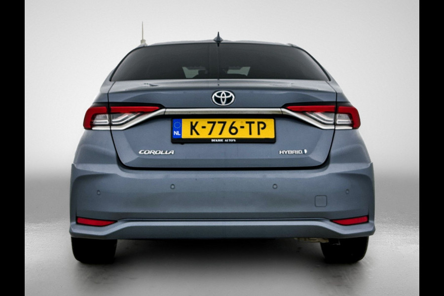 Toyota Corolla 1.8 Hybrid Executive Sedan / Leder / Navigatie / Xenon / Pdc.V+A / Airco-ecc./ Radio multimedia / Apk 03-2027