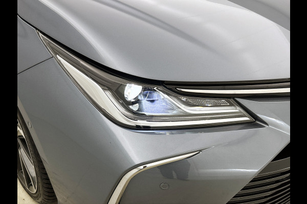 Toyota Corolla 1.8 Hybrid Executive Sedan / Leder / Navigatie / Xenon / Pdc.V+A / Airco-ecc./ Radio multimedia / Apk 03-2027