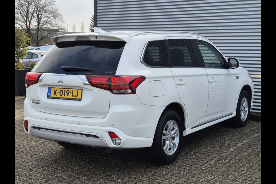 Mitsubishi Outlander 2.4 PHEV Pure Trekhaak Navi