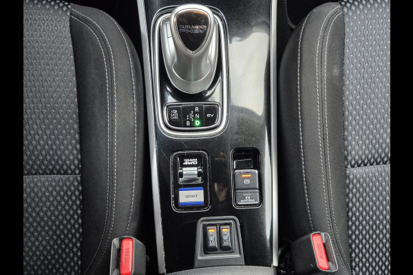 Mitsubishi Outlander 2.4 PHEV Pure Trekhaak Navi
