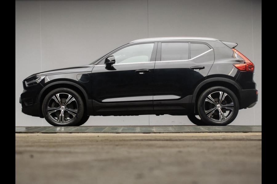 Volvo XC40 1.5 T4 Recharge Inscription Expression (APPLE CARPLAY,NAVI,LED,SPORTSTOELEN,PDC,LM VELGEN,NETTE STAAT))