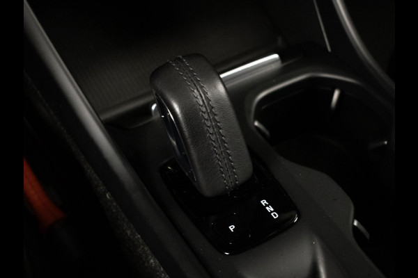 Volvo XC40 1.5 T4 Recharge Inscription Expression (APPLE CARPLAY,NAVI,LED,SPORTSTOELEN,PDC,LM VELGEN,NETTE STAAT))