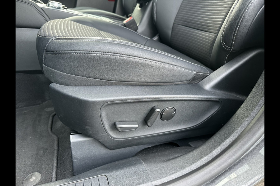 Ford Kuga 2.5 PHEV Titanium X DRIVERPACK! TECHPACK! WINTERPACK!