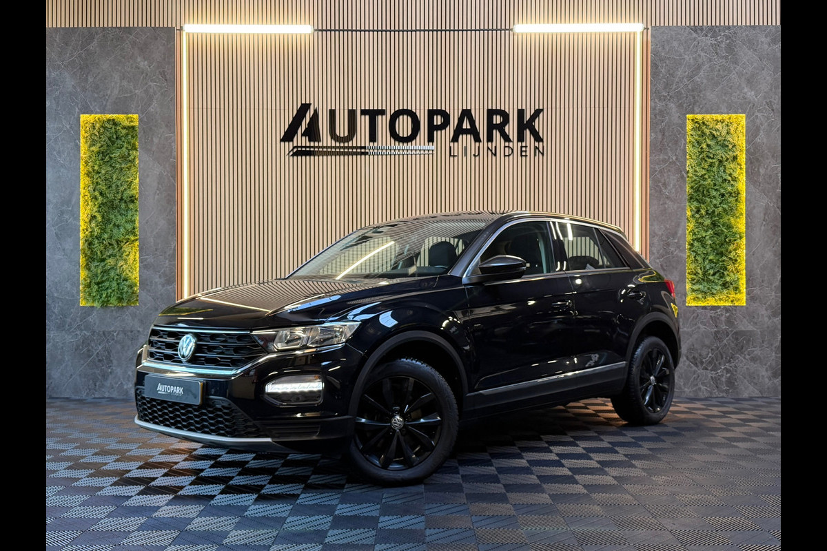 Volkswagen T-Roc 1.5 TSI Sport |AUTOMAAT|STOELVERWARMING|LANE ASSIST|PDC|APK|