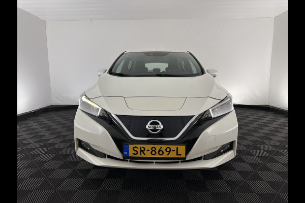 Nissan Leaf Acenta 40 kWh (INCL.BTW) Aut. *ADAPTIVE-CRUISE | KEYLESS | TOP-VIEW | NAVI-FULLMAP | BLIND-SPOT | DAB+ | COMFORTSEATS | DIGI-COCKPIT | PRIVACY-GLASS | 17"ALU*