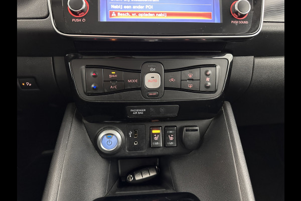 Nissan Leaf Acenta 40 kWh (INCL.BTW) Aut. *ADAPTIVE-CRUISE | KEYLESS | TOP-VIEW | NAVI-FULLMAP | BLIND-SPOT | DAB+ | COMFORTSEATS | DIGI-COCKPIT | PRIVACY-GLASS | 17"ALU*