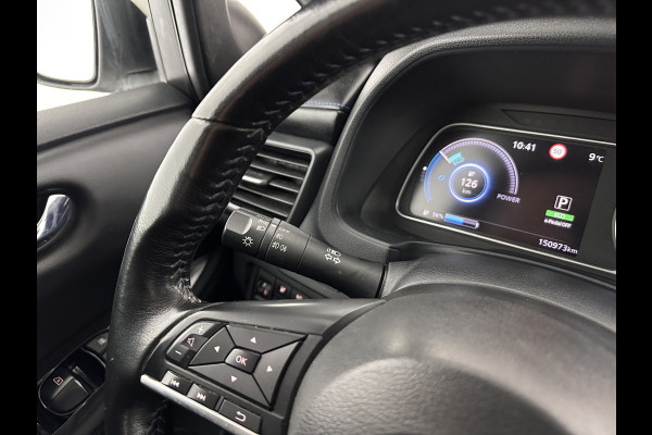 Nissan Leaf Acenta 40 kWh (INCL.BTW) Aut. *ADAPTIVE-CRUISE | KEYLESS | TOP-VIEW | NAVI-FULLMAP | BLIND-SPOT | DAB+ | COMFORTSEATS | DIGI-COCKPIT | PRIVACY-GLASS | 17"ALU*