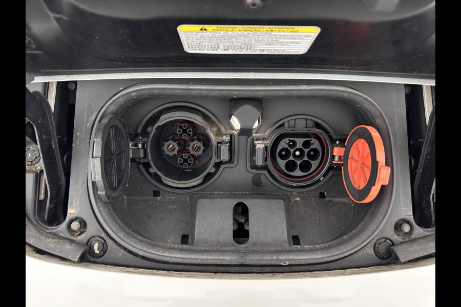 Nissan Leaf Acenta 40 kWh (INCL.BTW) Aut. *ADAPTIVE-CRUISE | KEYLESS | TOP-VIEW | NAVI-FULLMAP | BLIND-SPOT | DAB+ | COMFORTSEATS | DIGI-COCKPIT | PRIVACY-GLASS | 17"ALU*