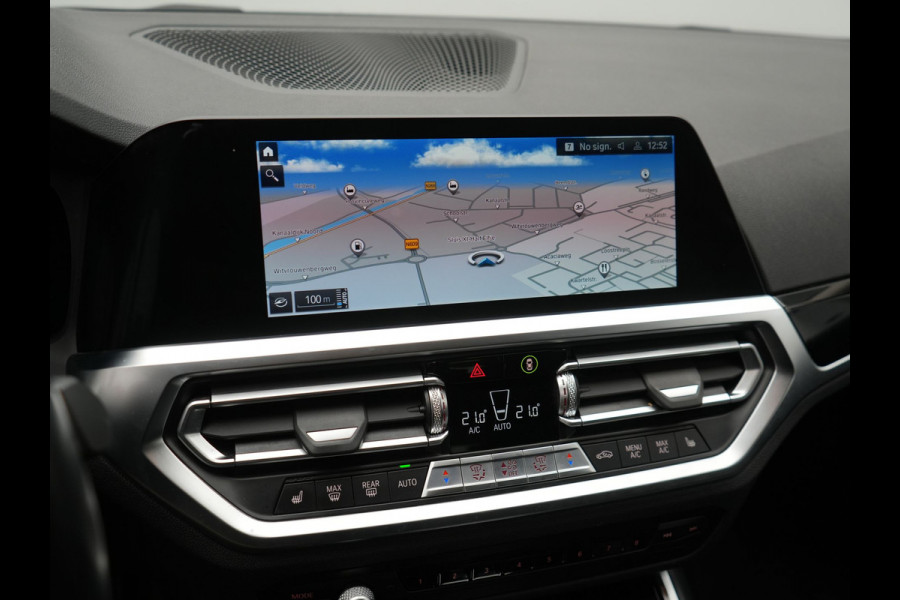 BMW 3 Serie Touring 330e Sportline Plug In Hybrid 293pk Dealer O.H Dravitgau PHEV | Trekhaak af Fabriek | Laser LED | Adaptive Cruise | 360 Camera | Head Up | 19"L.M | Keyless | BLIS |