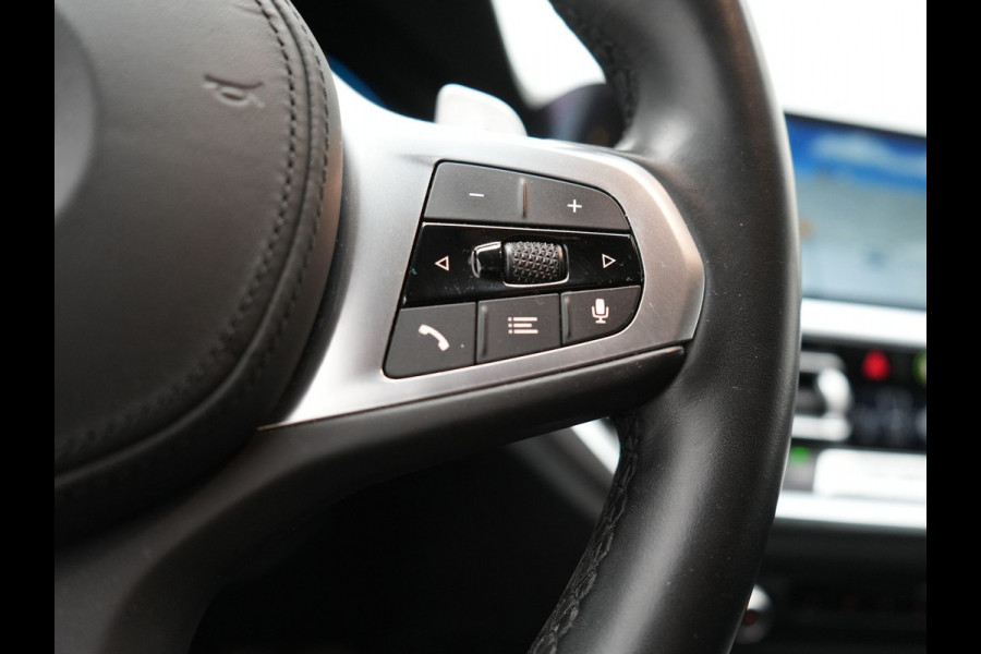 BMW 3 Serie Touring 330e Sportline Plug In Hybrid 293pk Dealer O.H Dravitgau PHEV | Trekhaak af Fabriek | Laser LED | Adaptive Cruise | 360 Camera | Head Up | 19"L.M | Keyless | BLIS |