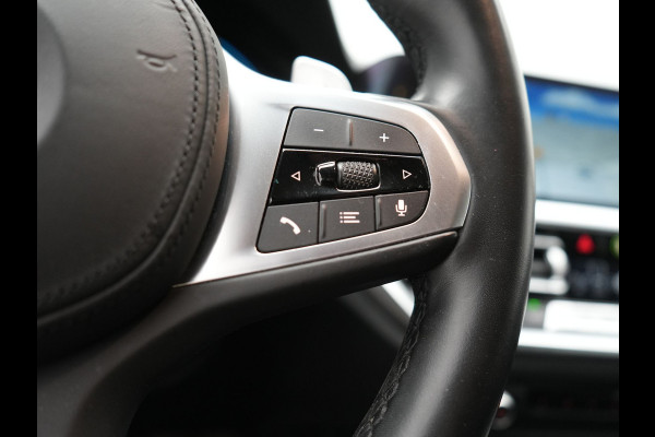 BMW 3 Serie Touring 330e Sportline Plug In Hybrid 293pk Dealer O.H Dravitgau PHEV | Trekhaak af Fabriek | Laser LED | Adaptive Cruise | 360 Camera | Head Up | 19"L.M | Keyless | BLIS |