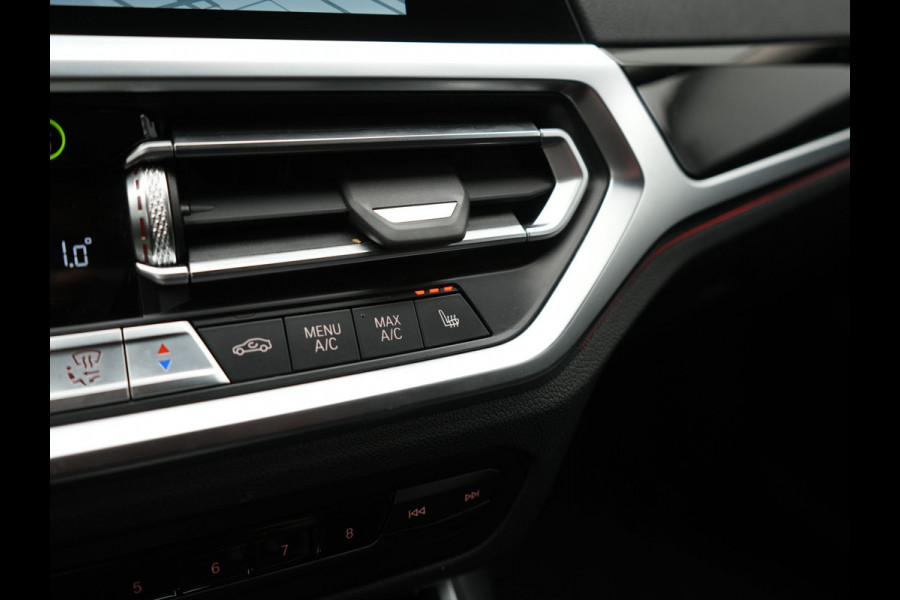 BMW 3 Serie Touring 330e Sportline Plug In Hybrid 293pk Dealer O.H Dravitgau PHEV | Trekhaak af Fabriek | Laser LED | Adaptive Cruise | 360 Camera | Head Up | 19"L.M | Keyless | BLIS |