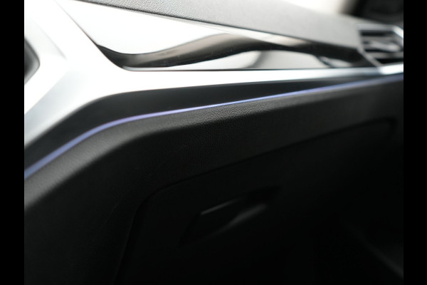 BMW 3 Serie Touring 330e Sportline Plug In Hybrid 293pk Dealer O.H Dravitgau PHEV | Trekhaak af Fabriek | Laser LED | Adaptive Cruise | 360 Camera | Head Up | 19"L.M | Keyless | BLIS |
