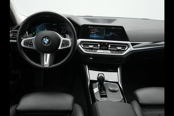 BMW 3 Serie Touring 330e Sportline Plug In Hybrid 293pk Dealer O.H Dravitgau PHEV | Trekhaak af Fabriek | Laser LED | Adaptive Cruise | 360 Camera | Head Up | 19"L.M | Keyless | BLIS |