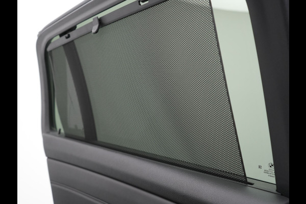 BMW 3 Serie Touring 330e Sportline Plug In Hybrid 293pk Dealer O.H Dravitgau PHEV | Trekhaak af Fabriek | Laser LED | Adaptive Cruise | 360 Camera | Head Up | 19"L.M | Keyless | BLIS |