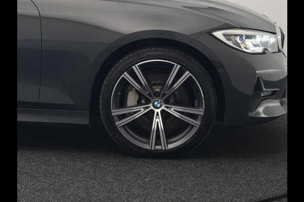 BMW 3 Serie Touring 330e Sportline Plug In Hybrid 293pk Dealer O.H Dravitgau PHEV | Trekhaak af Fabriek | Laser LED | Adaptive Cruise | 360 Camera | Head Up | 19"L.M | Keyless | BLIS |