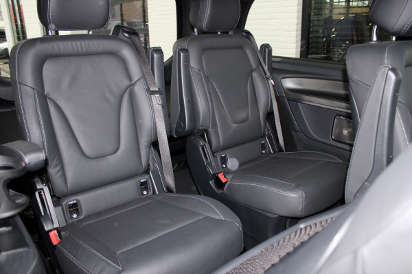 Mercedes-Benz V-Klasse 300d / AMG / Exclusive / 6-Pers / INCL BTW-BPM / 360 Camera / Burmester / Vol Opties / NIEUWSTAAT!!