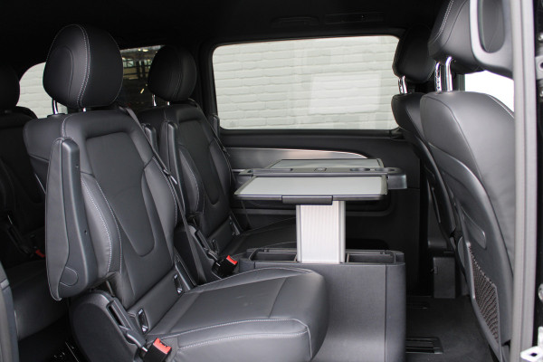 Mercedes-Benz V-Klasse 300d / AMG / Exclusive / 6-Pers / INCL BTW-BPM / 360 Camera / Burmester / Vol Opties / NIEUWSTAAT!!