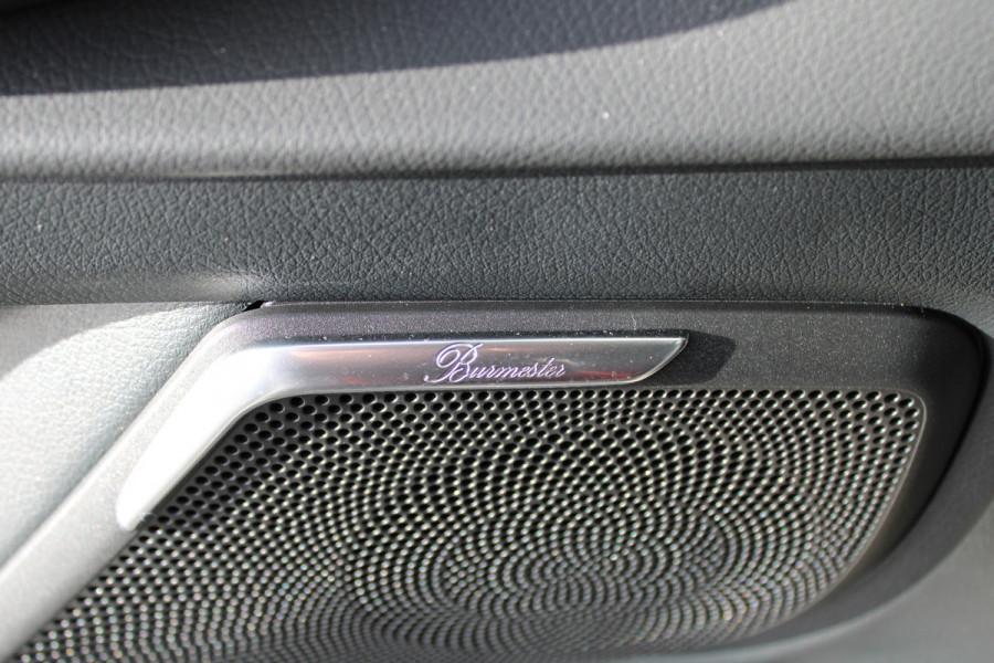 Mercedes-Benz V-Klasse 300d / AMG / Exclusive / 6-Pers / INCL BTW-BPM / 360 Camera / Burmester / Vol Opties / NIEUWSTAAT!!