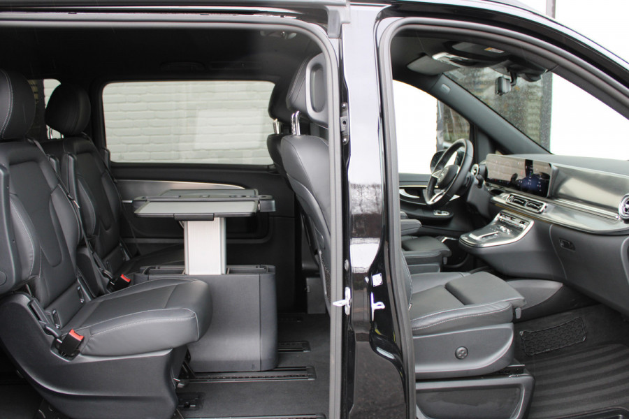 Mercedes-Benz V-Klasse 300d / AMG / Exclusive / DC / 360 Camera / Burmester / Vol Opties / NIEUWSTAAT!!