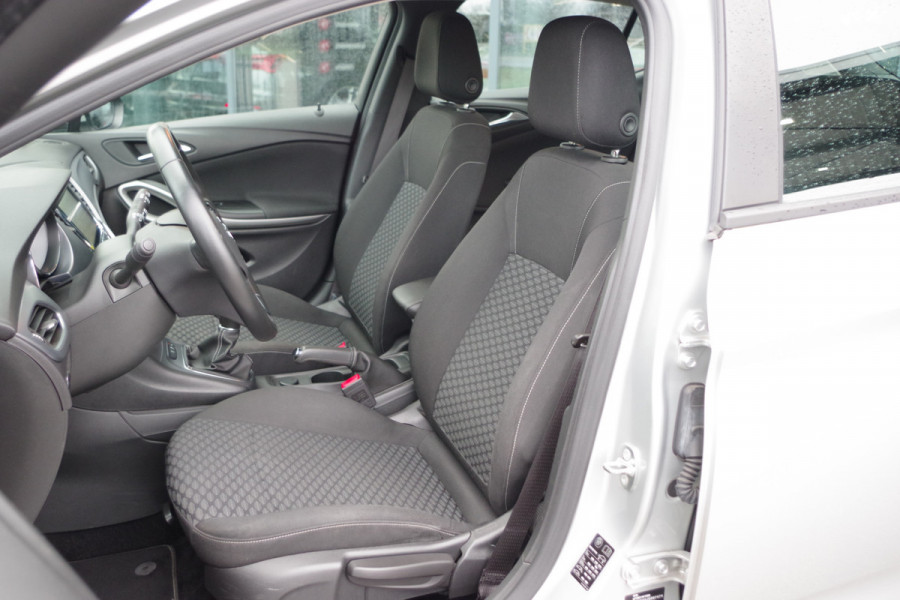 Opel Astra 1.0 105 PK Online Edition, Climate Control, Navigatie, Parkeersensoren achter