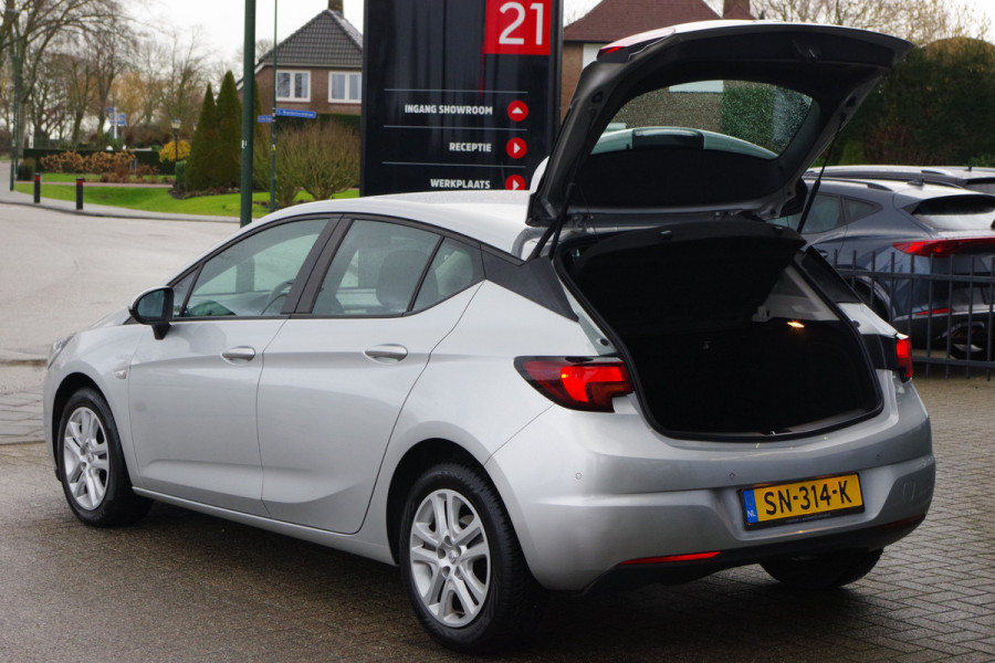 Opel Astra 1.0 105 PK Online Edition, Climate Control, Navigatie, Parkeersensoren achter