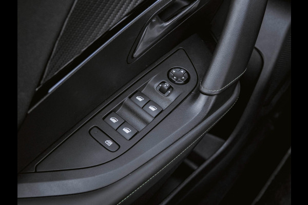 Peugeot 2008 1.2 PureTech GT Camera|Cruise|Navi|Carplay|PDC|Keyless|Half leder