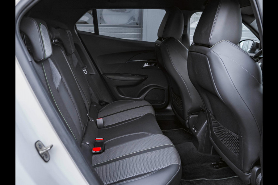 Peugeot 2008 1.2 PureTech GT Camera|Cruise|Navi|Carplay|PDC|Keyless|Half leder