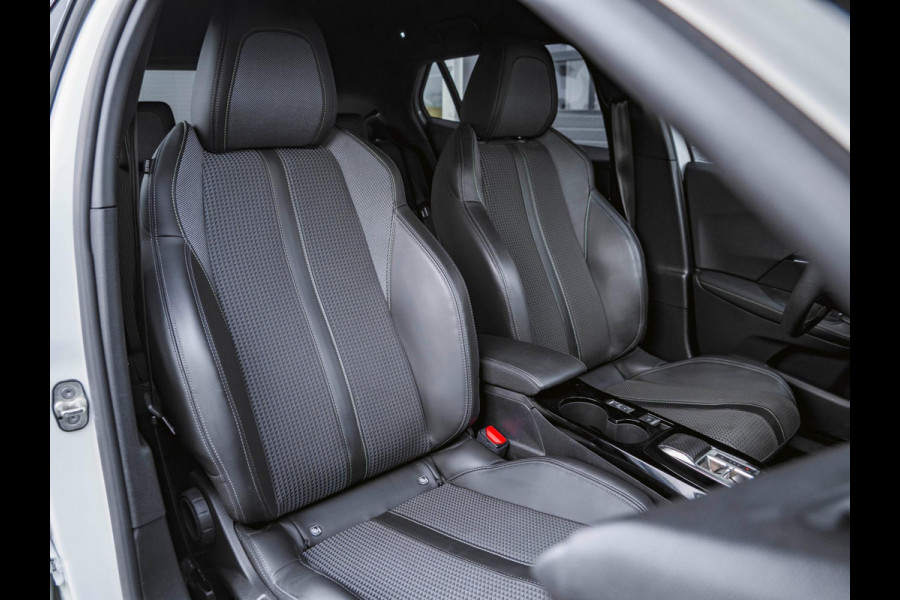 Peugeot 2008 1.2 PureTech GT Camera|Cruise|Navi|Carplay|PDC|Keyless|Half leder