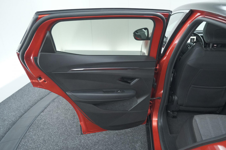 Renault Mégane E-Tech EV60 220 Charge Techno | Adaptieve Cruise Control | Winterpakket | Dodehoekdetectie | Harman Kardon