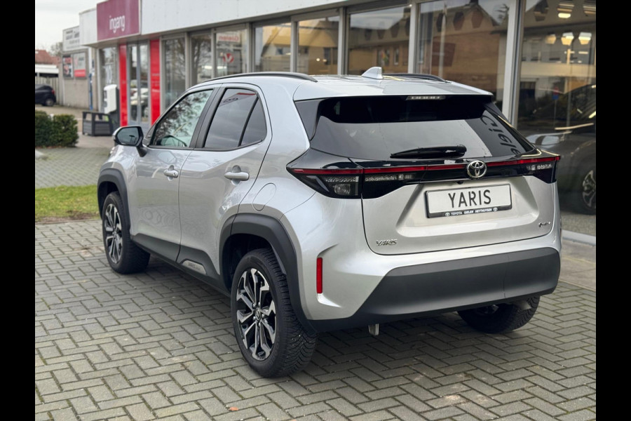 Toyota Yaris Cross 1.5 Hybrid 130PK Dynamic Plus | Winter Pack, 17 inch, Keyless, Stoel + Stuurverwarming, Privacy Glass