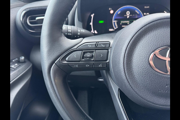 Toyota Yaris Cross 1.5 Hybrid 130PK Dynamic Plus | Winter Pack, 17 inch, Keyless, Stoel + Stuurverwarming, Privacy Glass