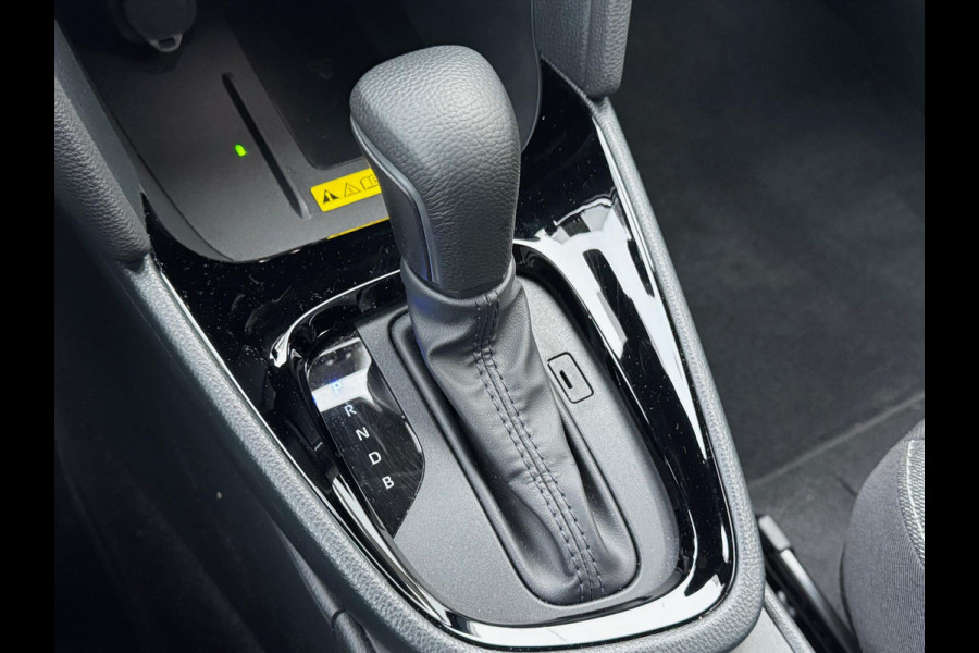 Toyota Yaris Cross 1.5 Hybrid 130PK Dynamic Plus | Winter Pack, 17 inch, Keyless, Stoel + Stuurverwarming, Privacy Glass